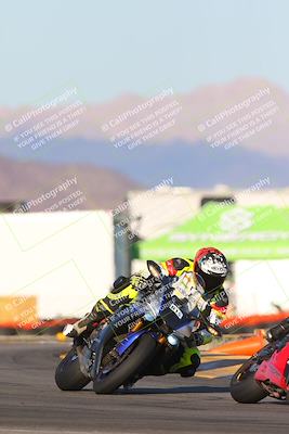 media/Dec-05-2024-Racers Edge (Thu) [[e102e0690b]]/3-B Group/Session 5 (Turn 16)/